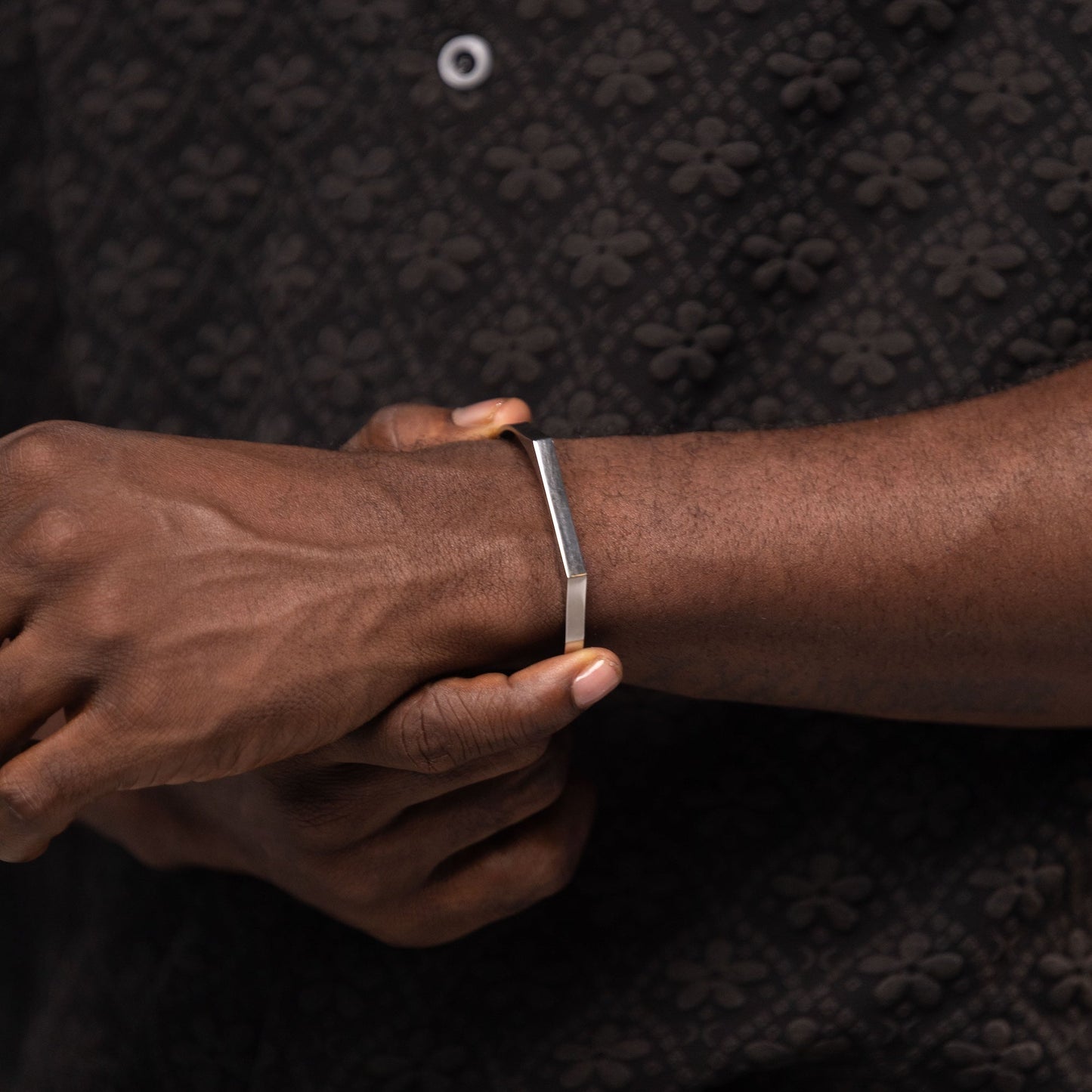 Rectangle cuff