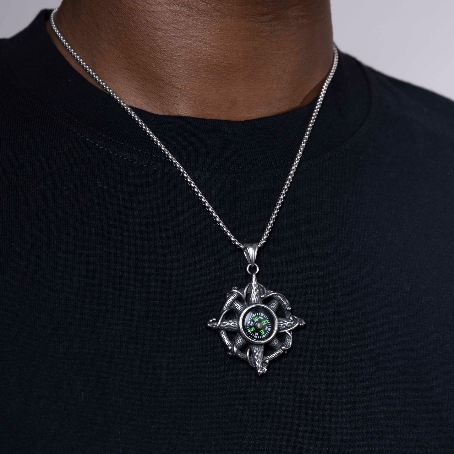Compass pendant & chain.