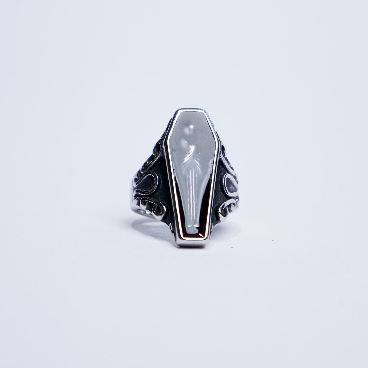 Coffin ring