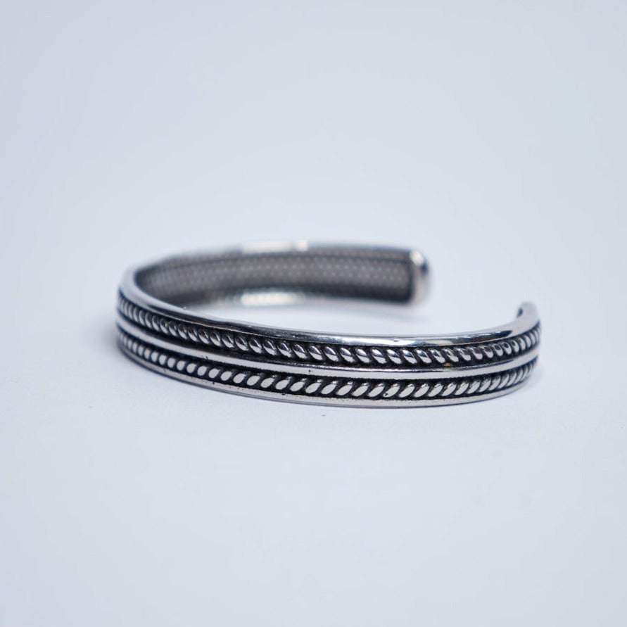 Tire steel cuff