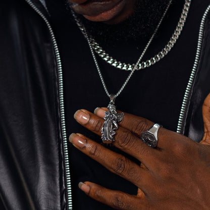 Angel pendant & chain.