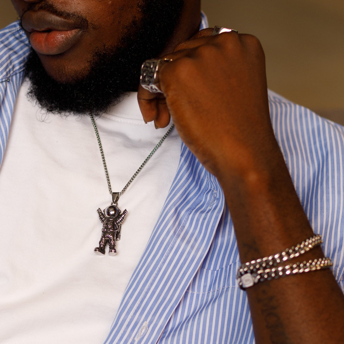 Astronaut pendant & chain.