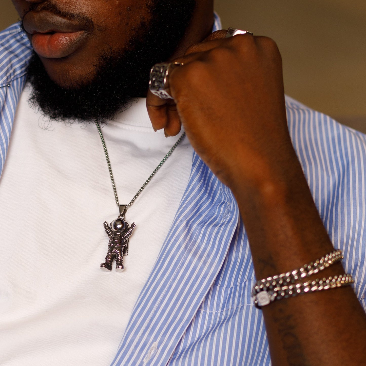 Astronaut pendant & chain.