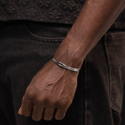 Aqua cuff