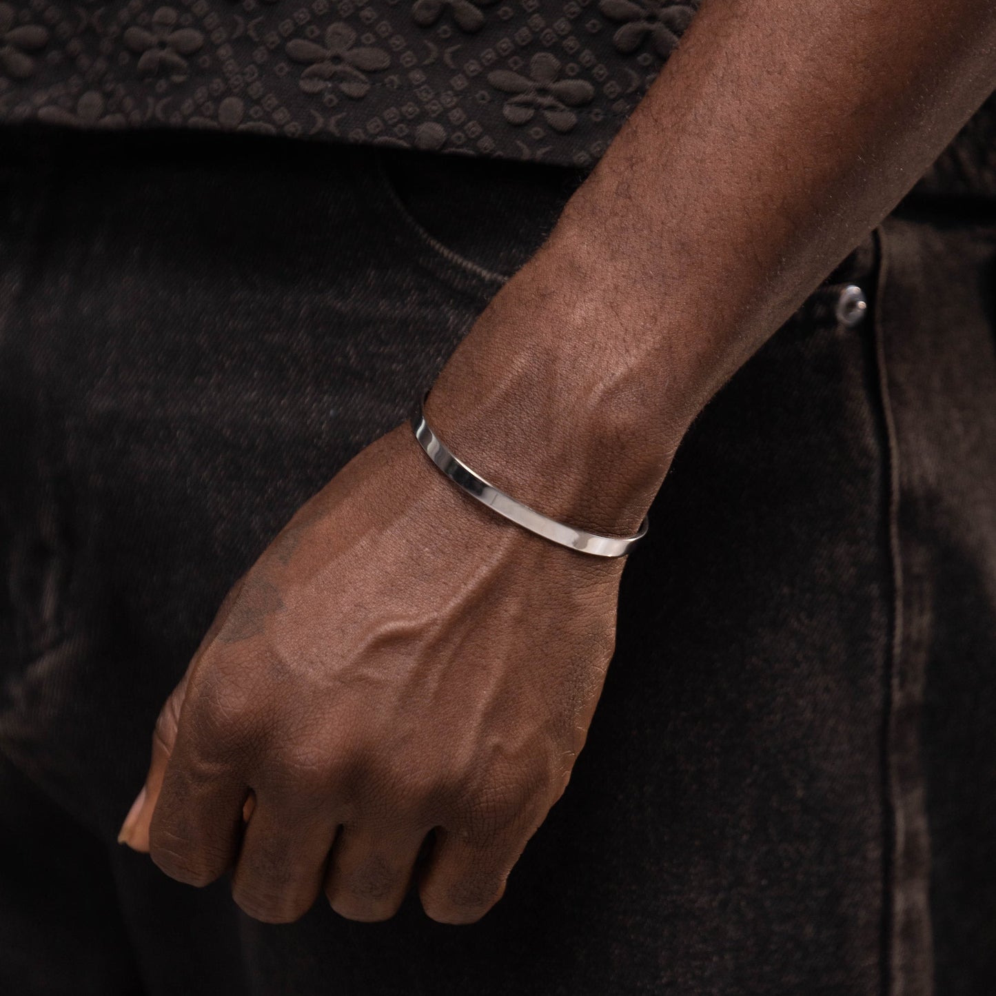 Halo cuff