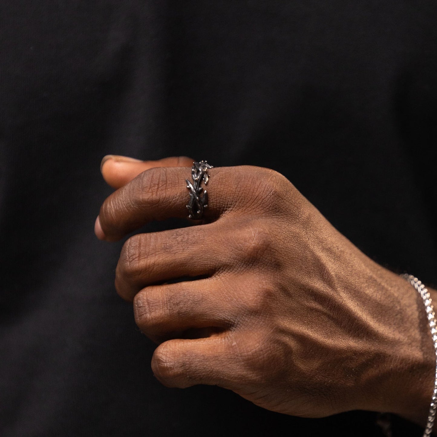 Thorn ring