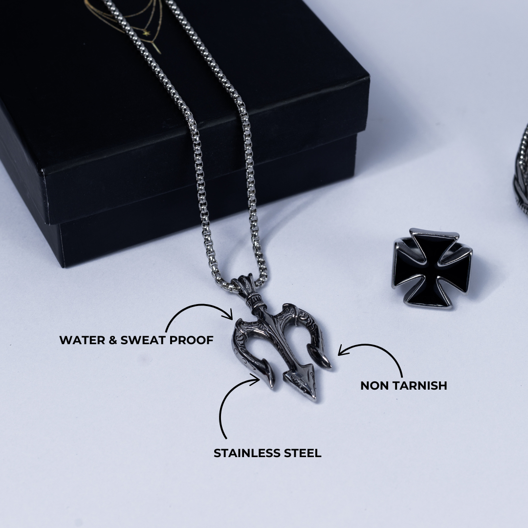 Trident pendant & chain.