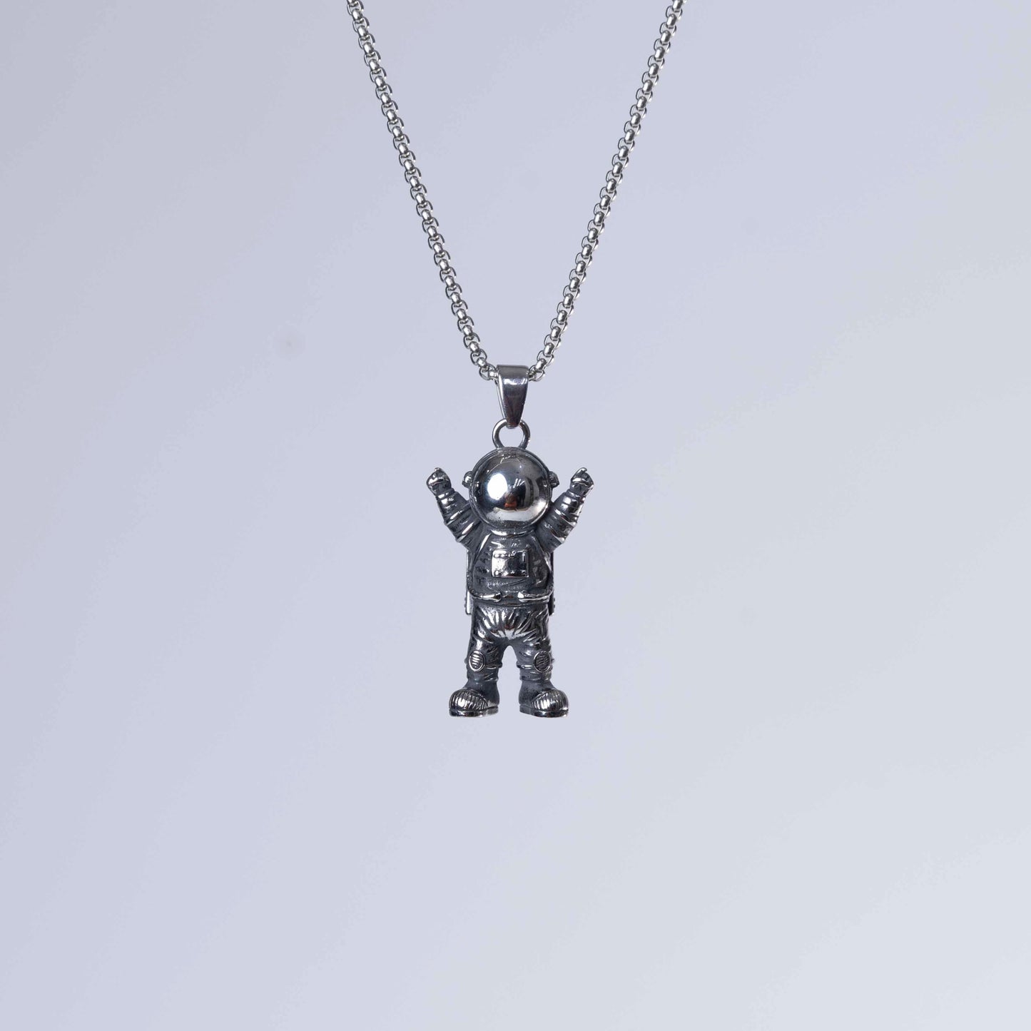 Astronaut pendant & chain.