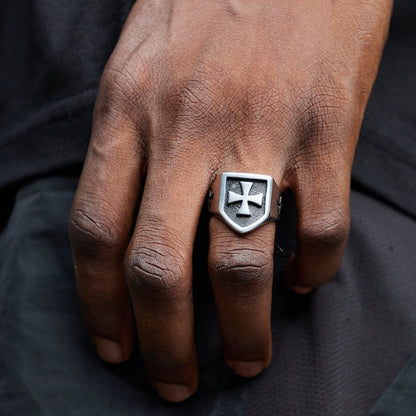 Sanctum ring