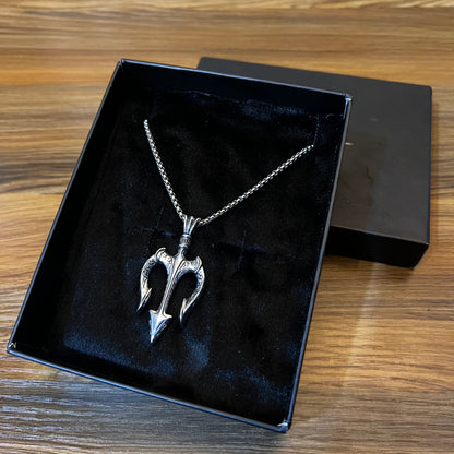 Trident pendant & chain.