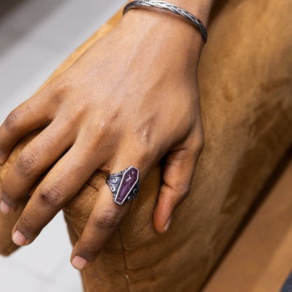 Coffin ring