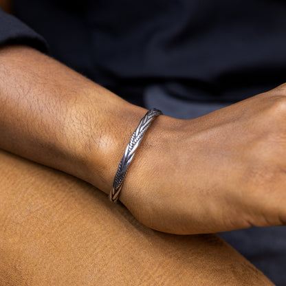 Vine steel cuff
