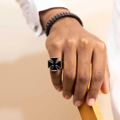 Celtic cross ring