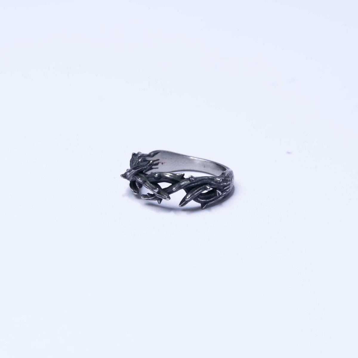 Thorn ring