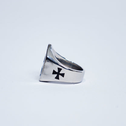 Sanctum ring