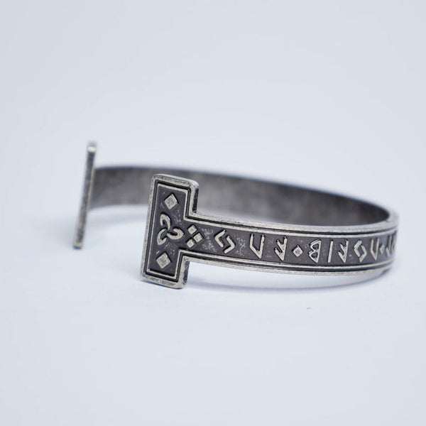 Nordic steel cuff