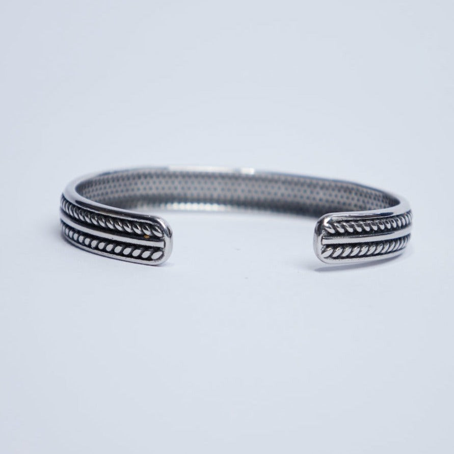 Tire steel cuff