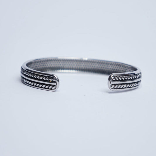 Tire steel cuff
