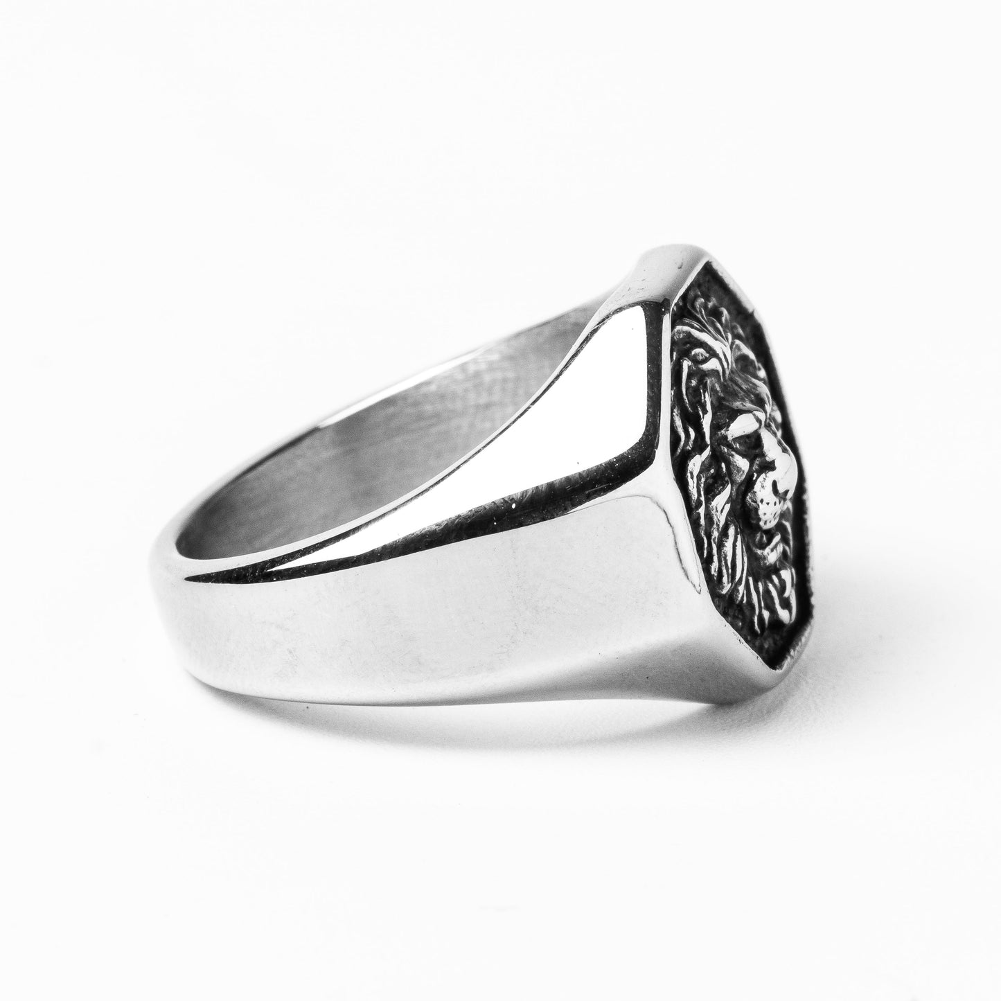 Lion ring